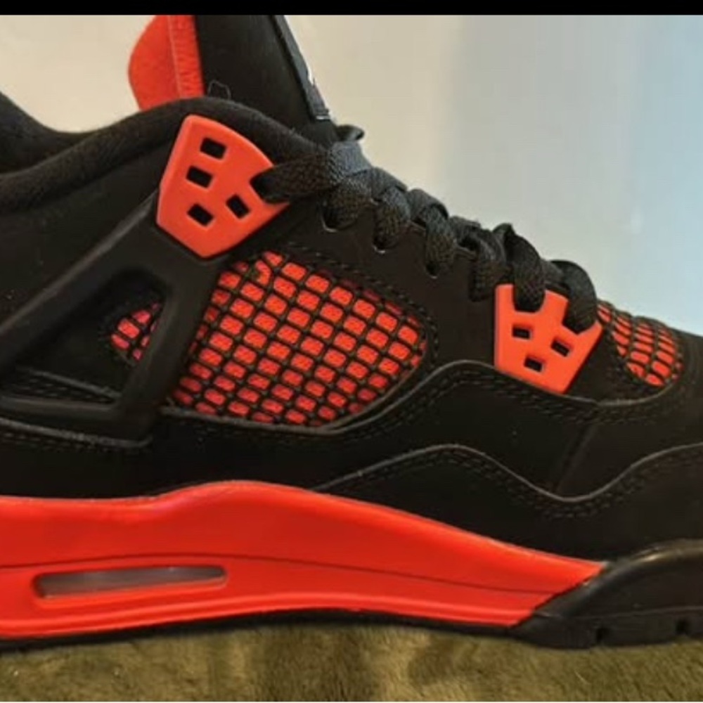 Jordan Red Thunders - Picture 4 of 4